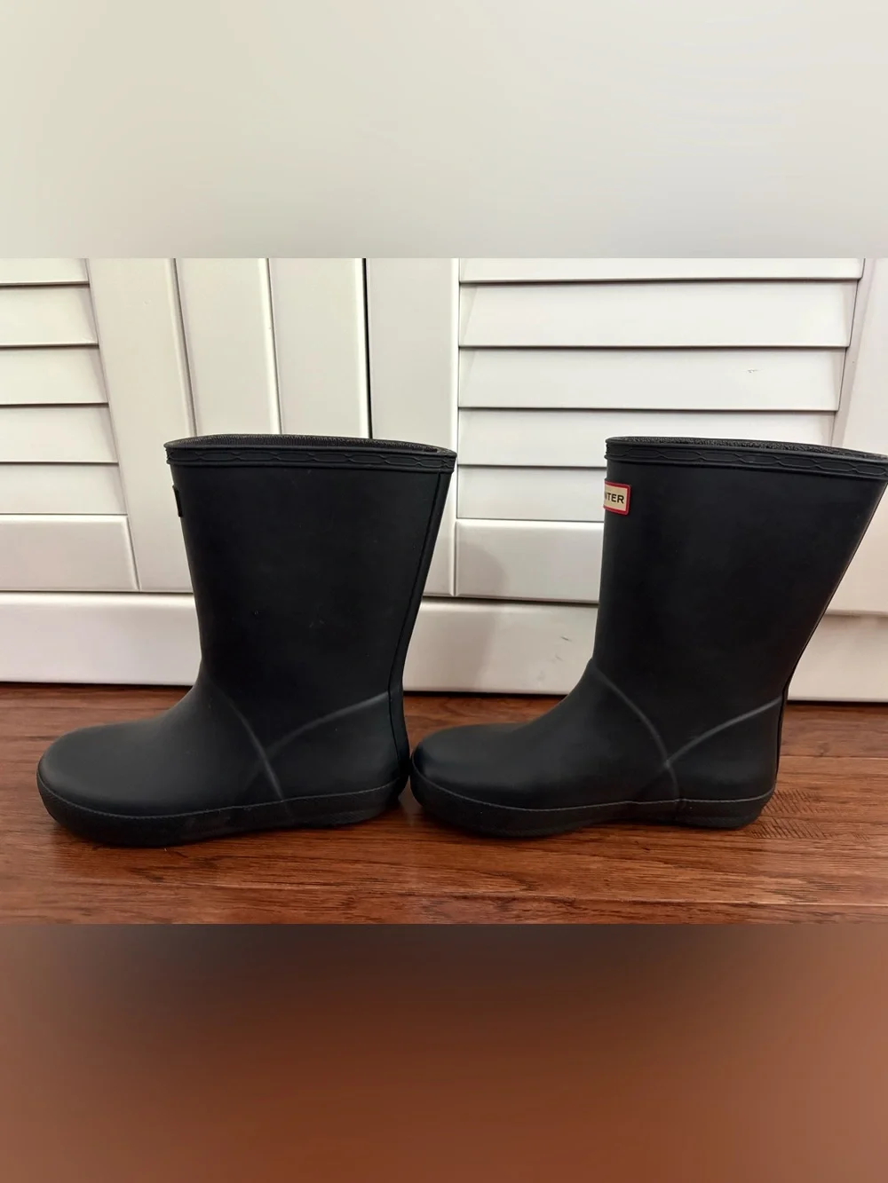 Hunter navy boots